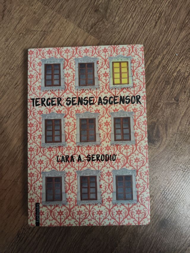 Tercer sense ascensor (FICCIÓ) (Catalan Edition)