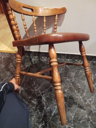 Silla tipo windsor. Mocholi. Vintage años 60.