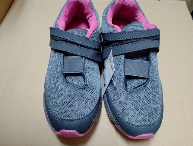 Zapatillas deportivas velcro nuevas