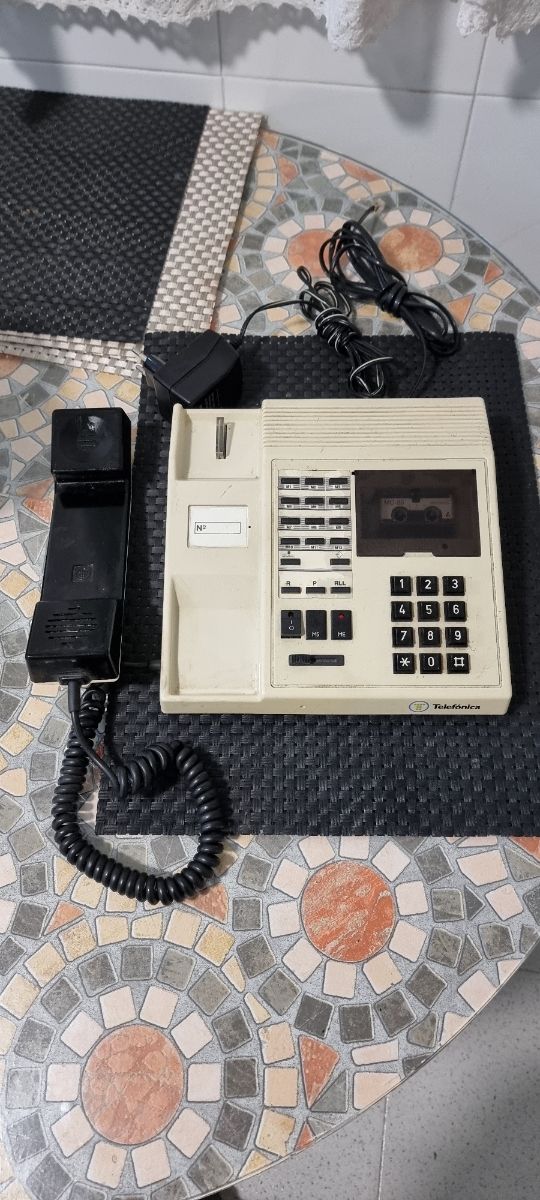 TELEFONO ANTIGUO