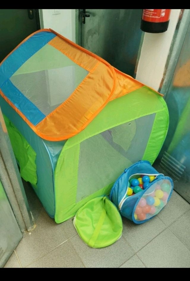 Tienda y bolas
