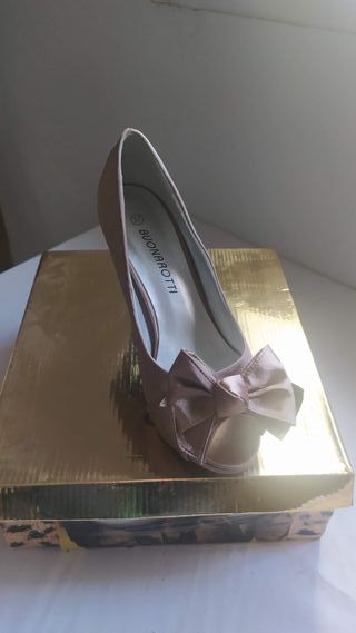 zapatos de fiesta bronce