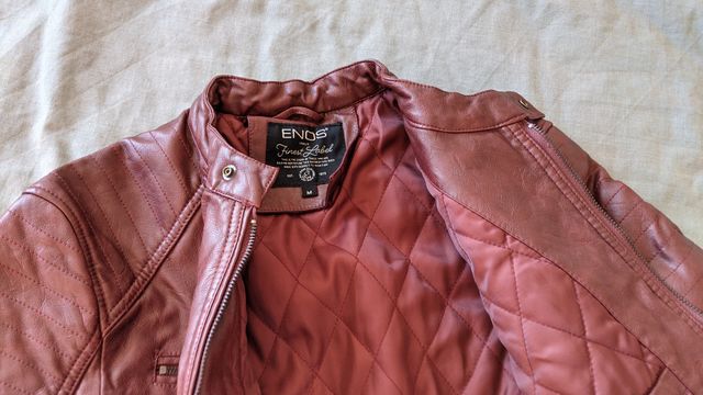 Cazadora de hombre de piel color burdeos NUEVA