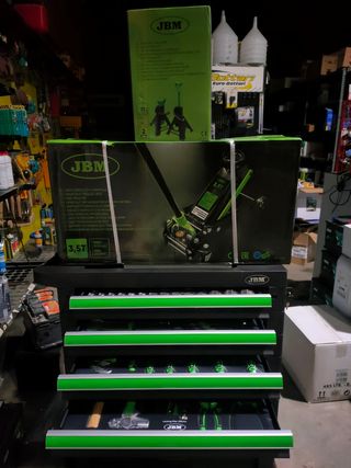 KIT DE HERRAMIENTAS JBM