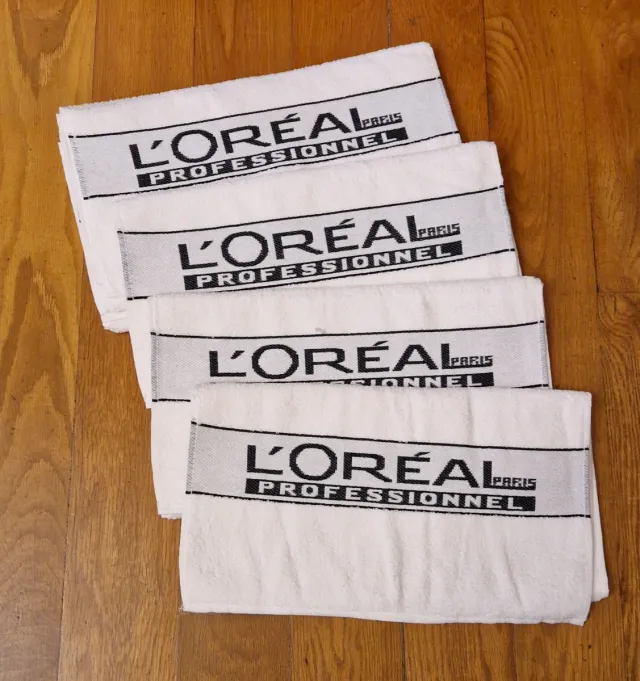 Toallas blancas lavabo