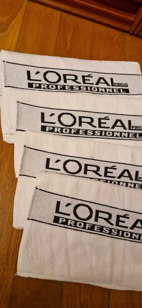 Toallas blancas lavabo