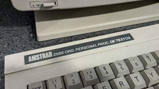 Ordenador AMSTRAD PCW8256