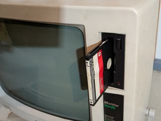 Ordenador AMSTRAD PCW8256