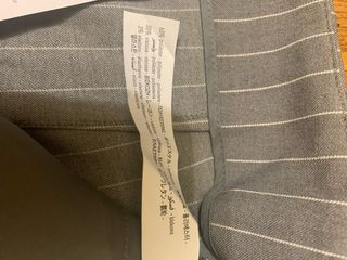 Pantalon gris-raya diplomatica. Stradivarius