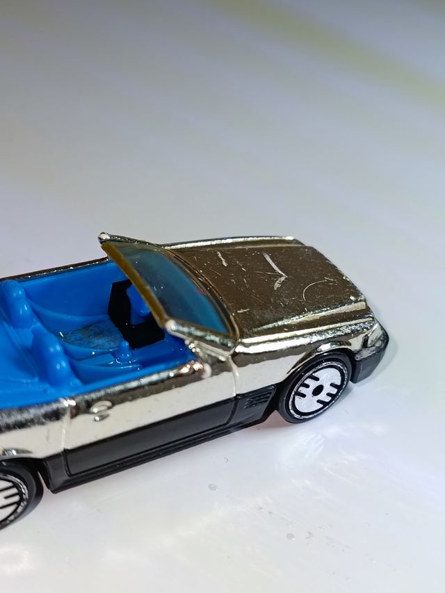 MERCEDES BENZ SL CONVERTIBLE 1/64 HOTWHEELS