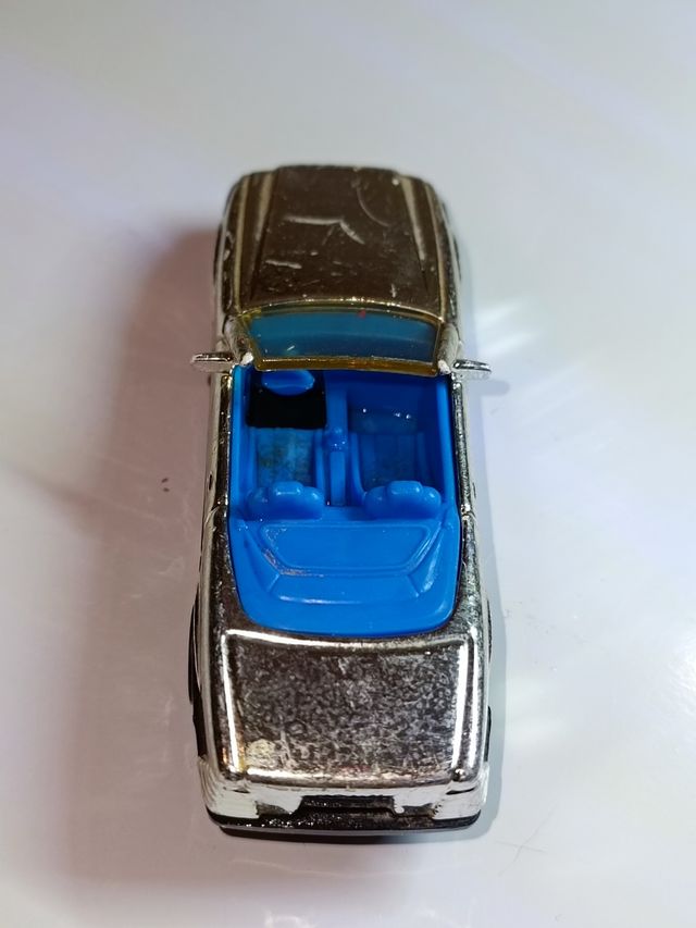 MERCEDES BENZ SL CONVERTIBLE 1/64 HOTWHEELS