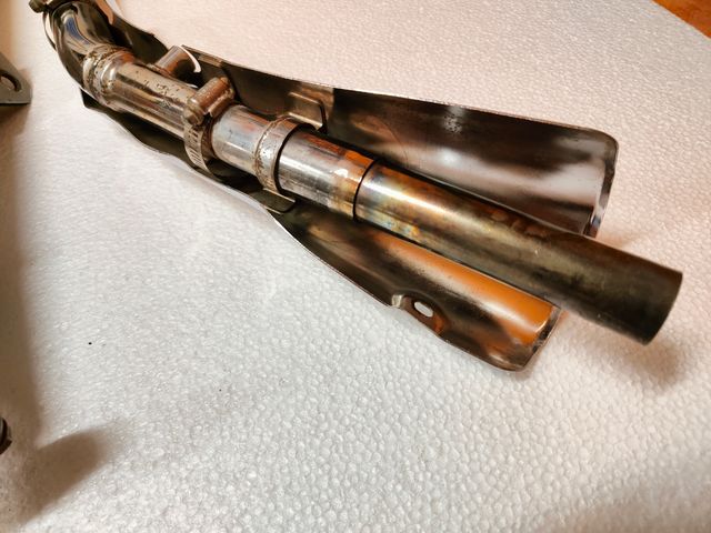 Tubo de escape Suzuki