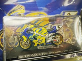 Suzuki GSX-R 750 Pierfranchesco Chilli /24