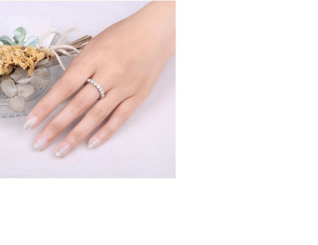 🥰 Anillo de banda de moissanita de corte redondo