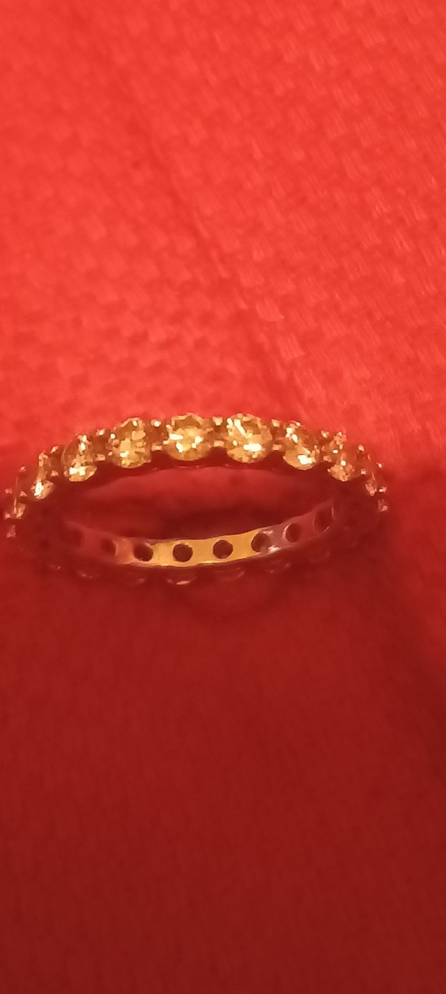 🥰 Anillo de banda de moissanita de corte redondo