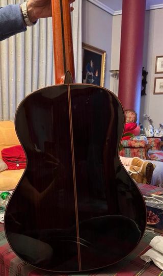 Guitarra española (guerra) PRECIO NEGOCIABLE