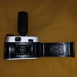 CAMARA DE FOTOS ANALOGICA MARCA REGULETTE .