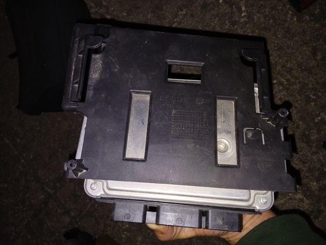 ECU centralita PEUGEOT,CITROEN