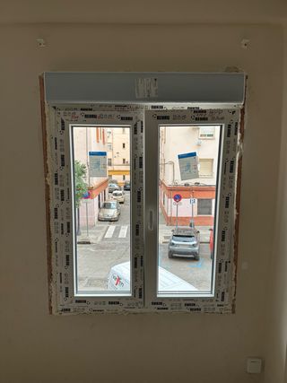 Cambio de ventanas y puertas express Dana