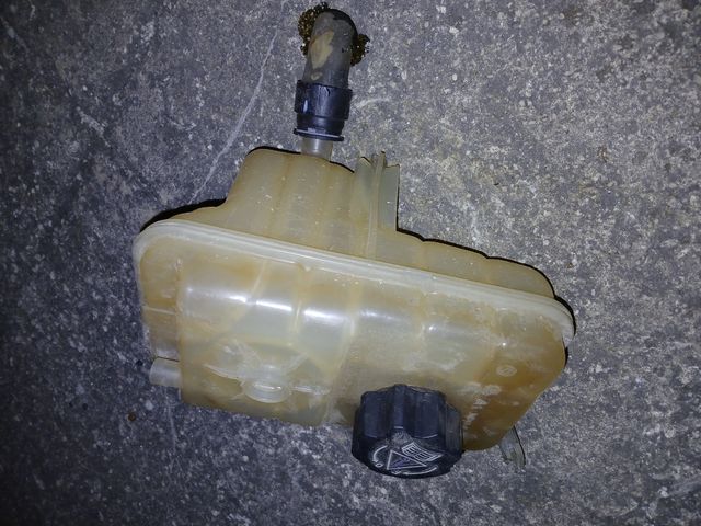 Vaso de expansion del refrigerante