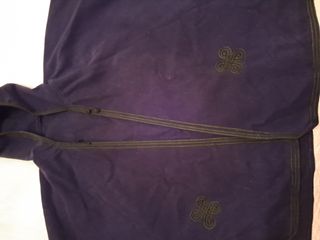 Capa corta lana negra con bordados