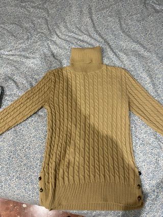 Jersey trenzado cuello vuelto