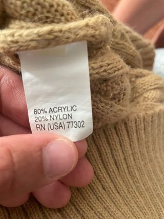 Jersey trenzado cuello vuelto