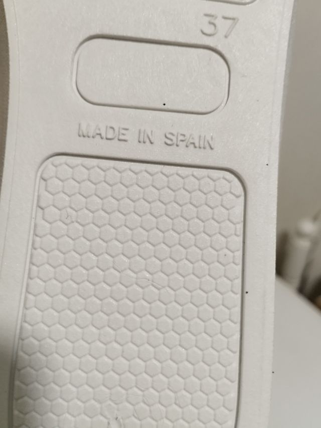 Zapatillas de serraje número 37