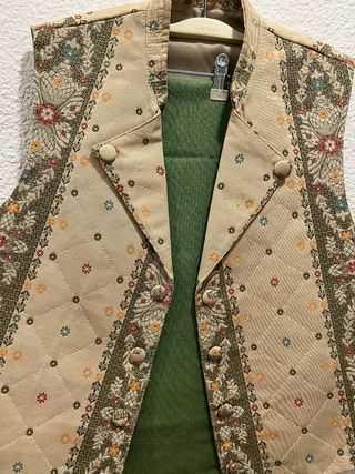 Trajes fallero y fajín