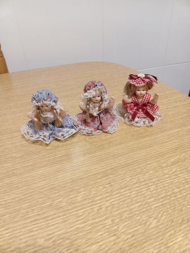 Muñecas miniaturas