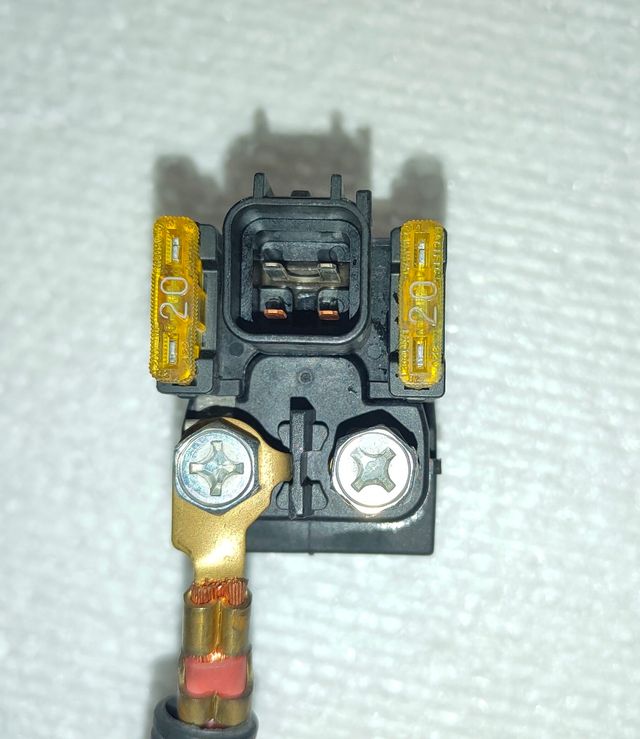 Relé encendido Suzuki Marauder