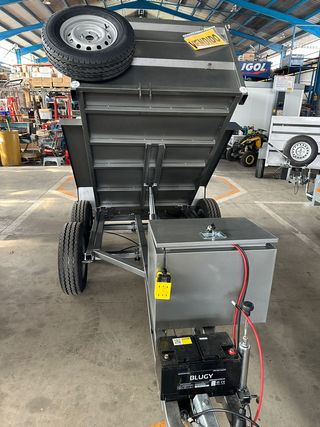 remolque basculante eléctrico reforzado