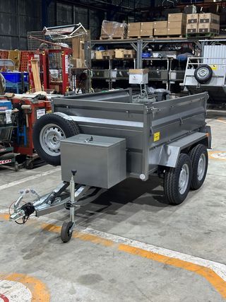 remolque basculante eléctrico reforzado