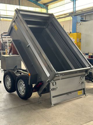 remolque basculante eléctrico reforzado