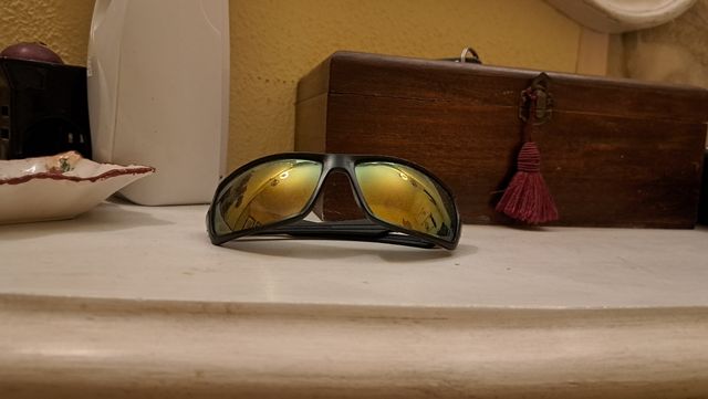 Occhiali da sole polarizzati