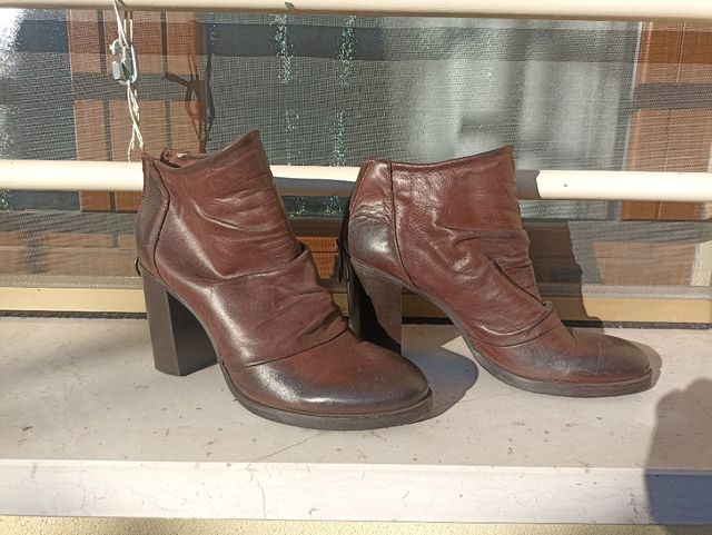 Stivaletti donna n.40