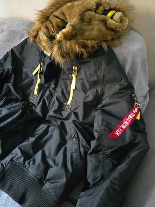 ALPHA INDUSTRIES 2XLARGE COMO NUEVA !!!!!
