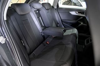 Audi A4   Avant Advanced 30 TDI 100kW S tronic 