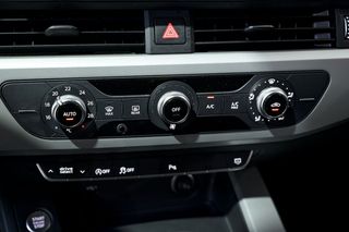 Audi A4   Avant Advanced 30 TDI 100kW S tronic 
