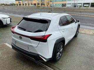 Lexus UX  2.0 250h F- Sport 