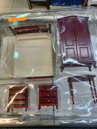 MUEBLES CASAS DE MUÑECAS