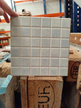AZULEJOS TEBAS CELESTE 20X20