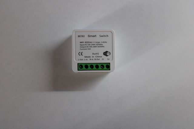 INTERRUTTORE SMART SWITCH MINI WIFI App Smart Life