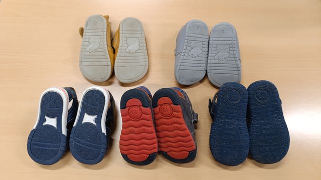 lote Zapatos respetuosos niño pequeño