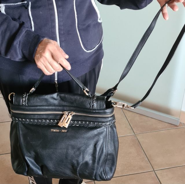 Borsa pelle Twin- set.