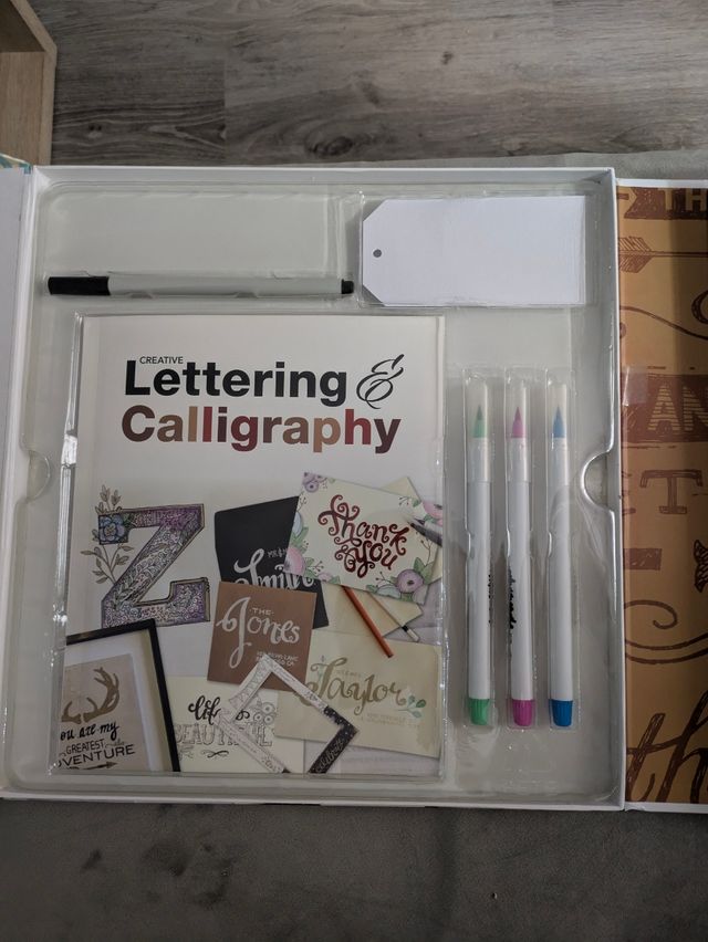 Set de lettering y caligrafia
