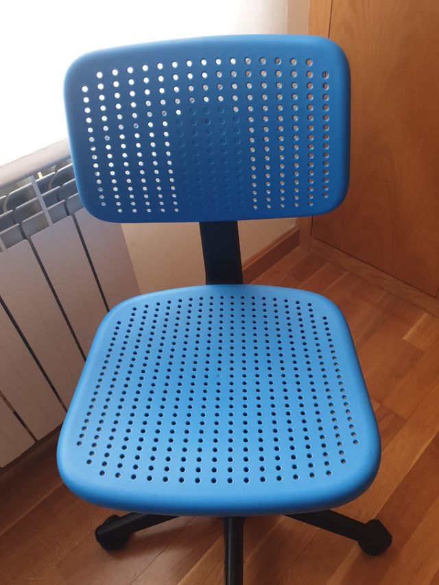 Silla infantil ordenador. Color Azul oscuro