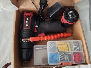 Taladro percutor inalámbrico con Bater