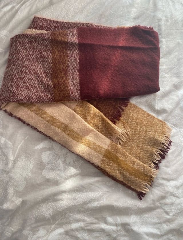 Bufanda Stradivarius