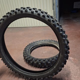 Cubiertas motocross Delantera 70/100/19 Trasera 90